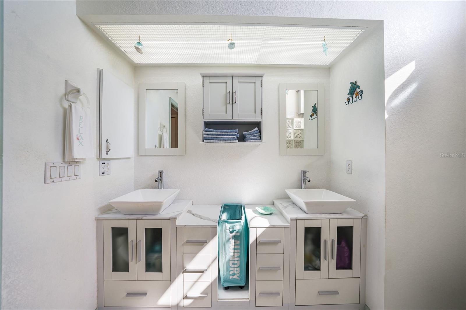 CHARLOTTE PARK - Residential