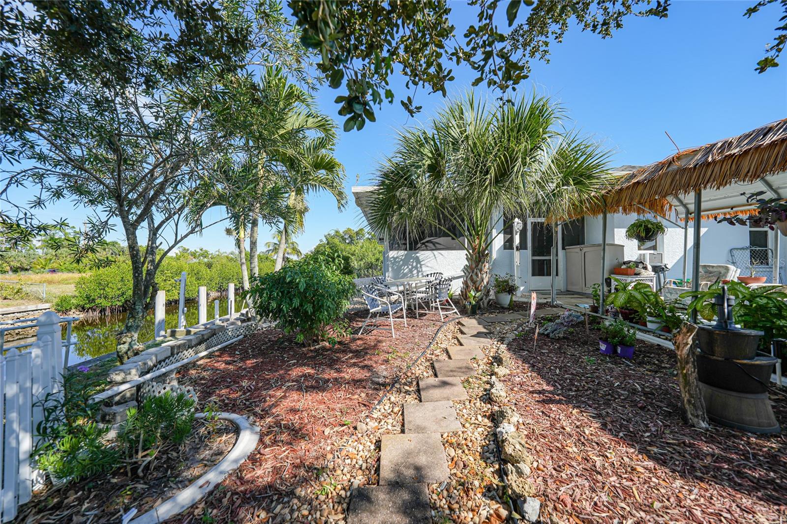 CHARLOTTE PARK - Residential