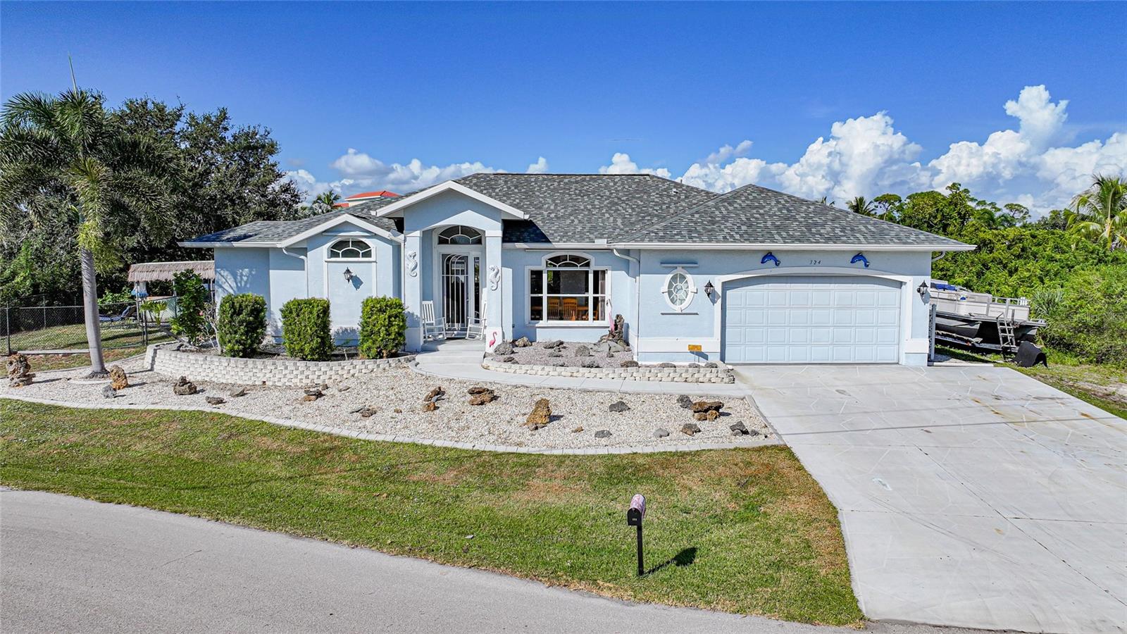 CHARLOTTE PARK - Residential