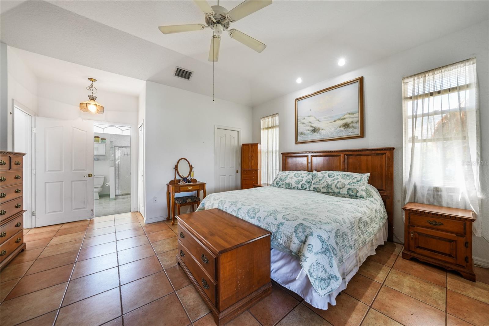 CHARLOTTE PARK - Residential