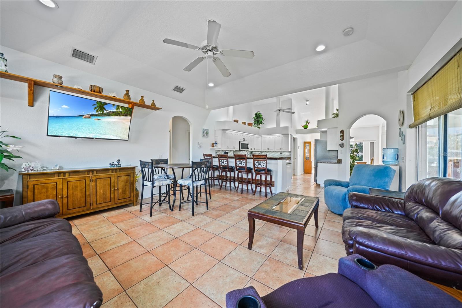 CHARLOTTE PARK - Residential