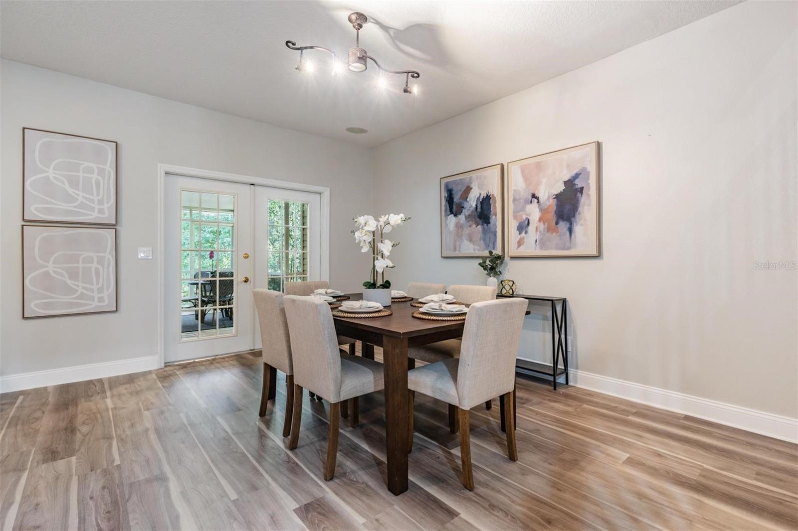 VILLAGE OF SAFETY HARBOR - Residential