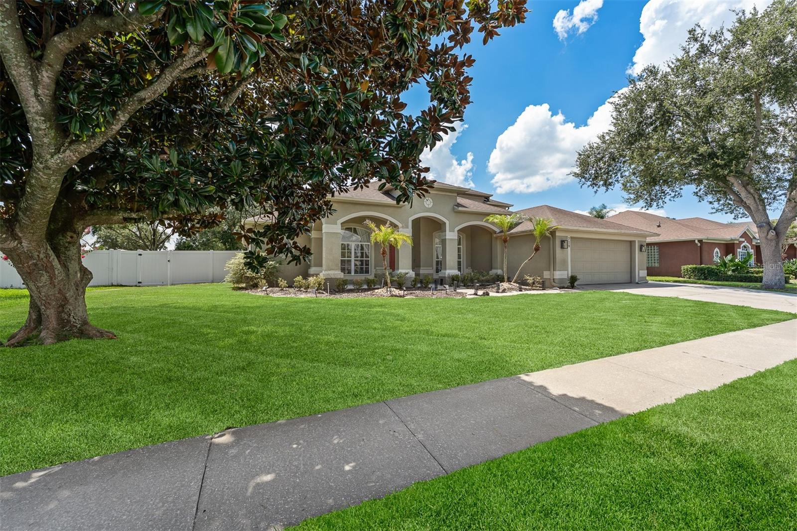 718 LITTLE HAMPTON LANE
