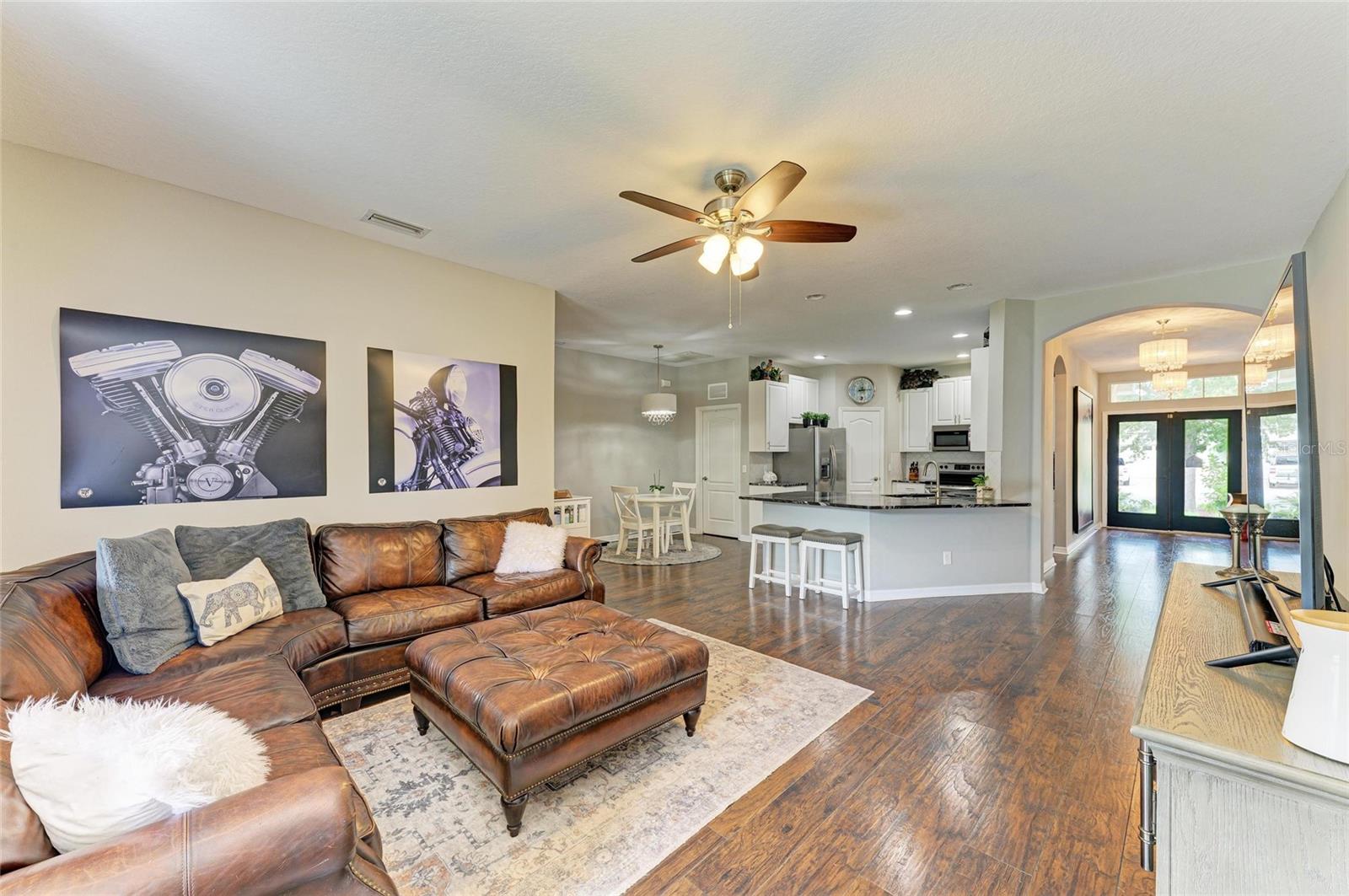 OAKLEY PLACE - Residential