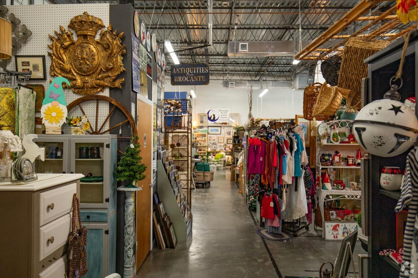 OAKLEY PLACE - Residential