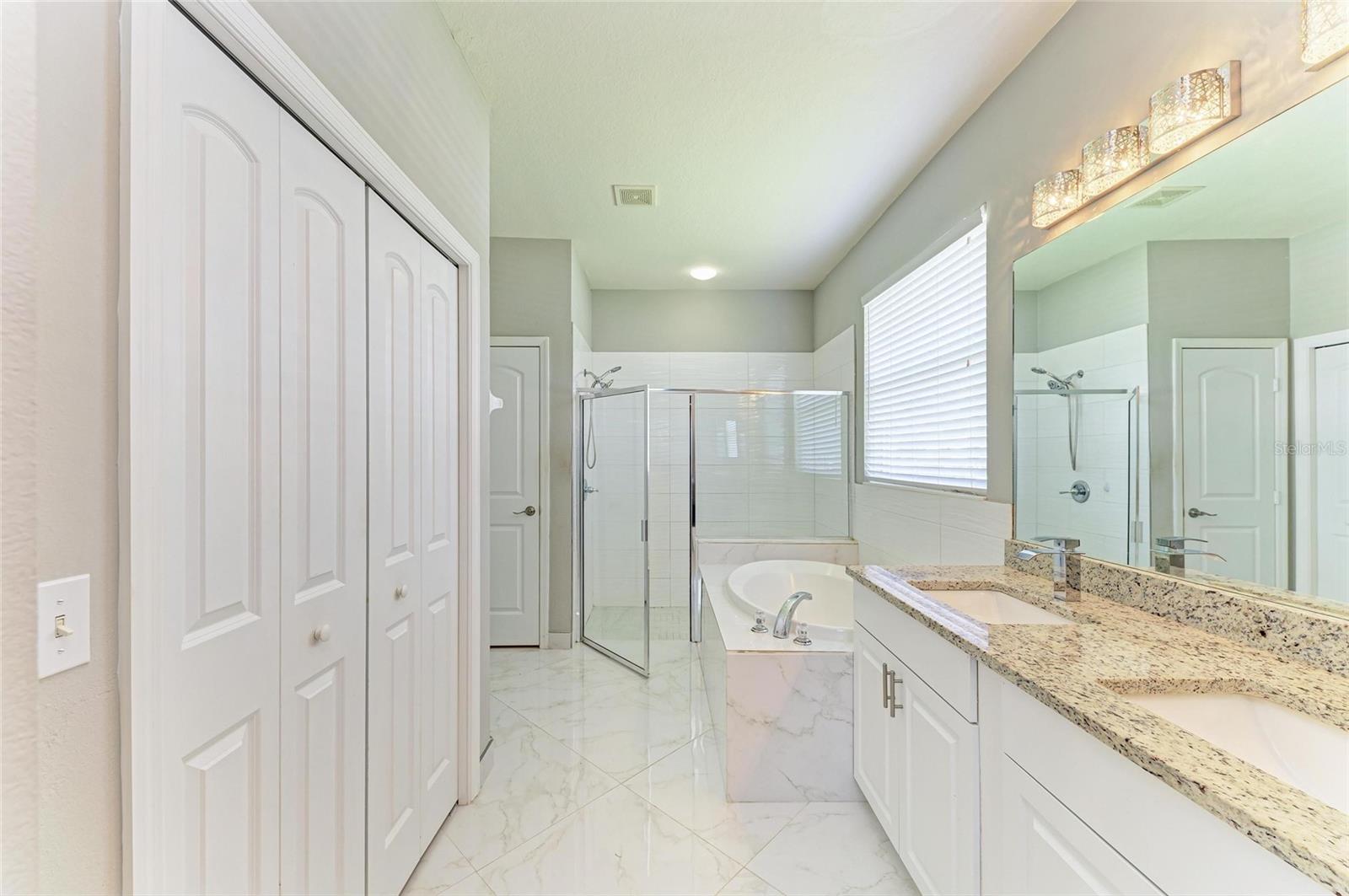 OAKLEY PLACE - Residential