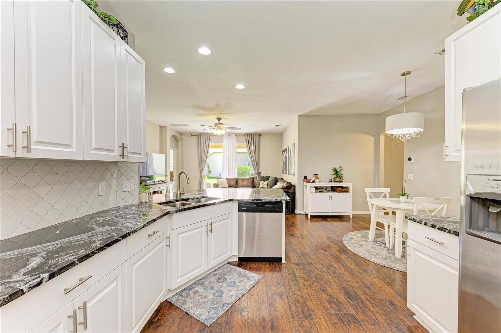 OAKLEY PLACE - Residential