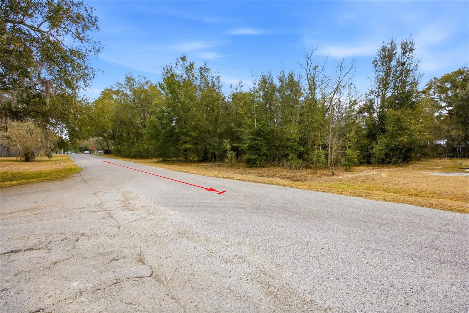 LEIGHTON ESTATES - Land