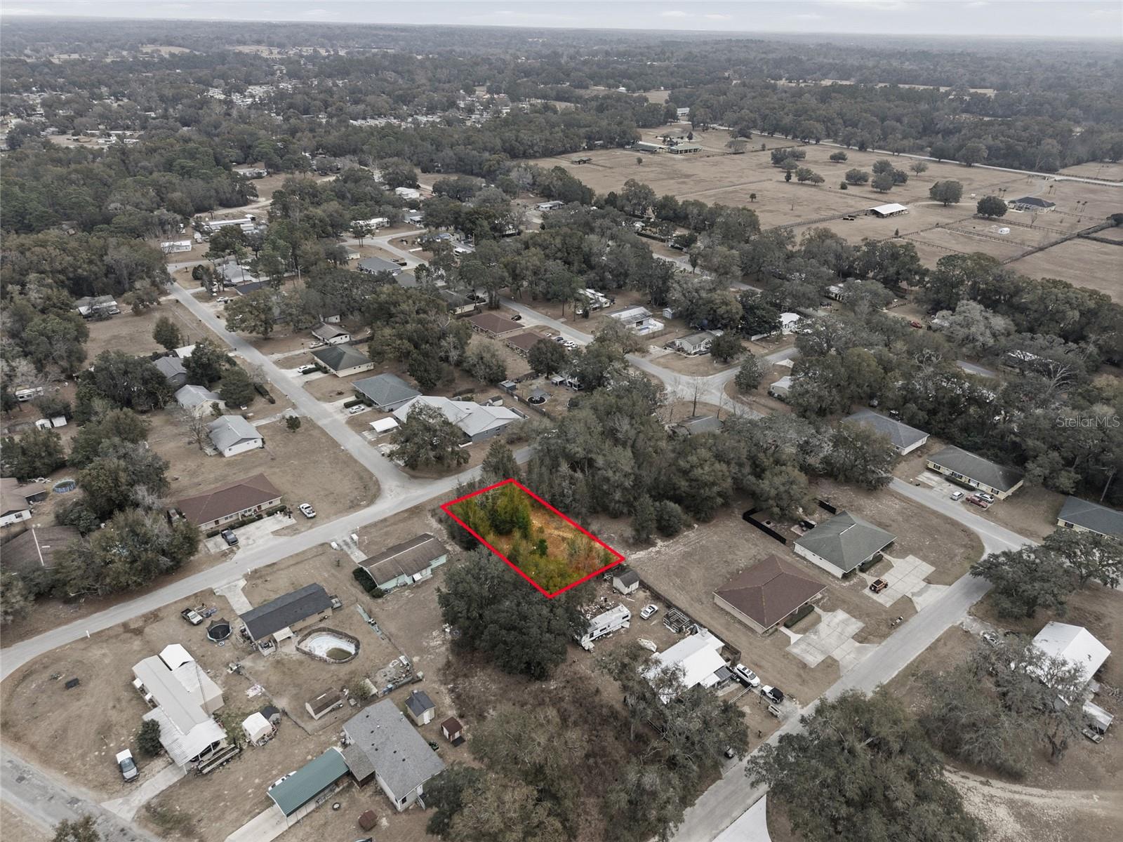 LEIGHTON ESTATES - Land