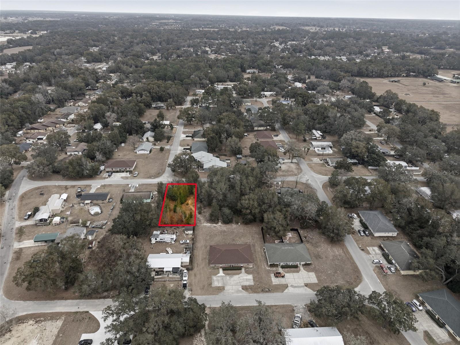 LEIGHTON ESTATES - Land