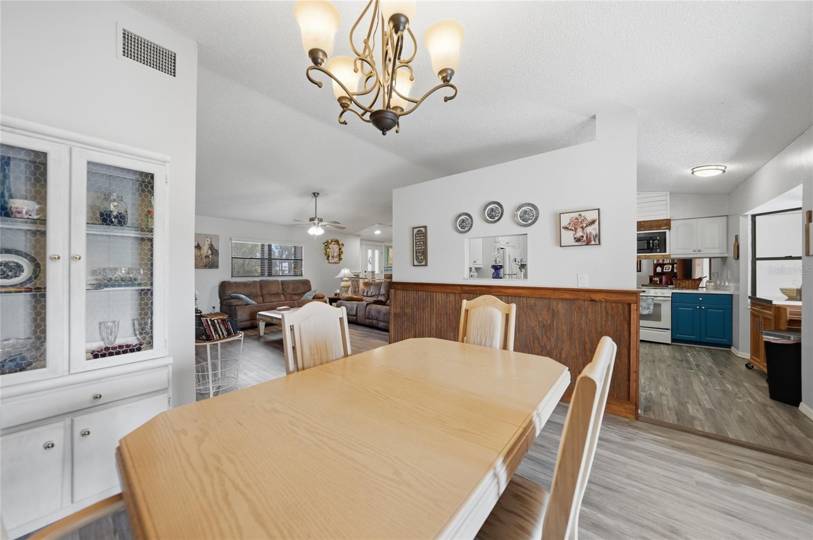 JOSHUA CREEKWOOD - Residential