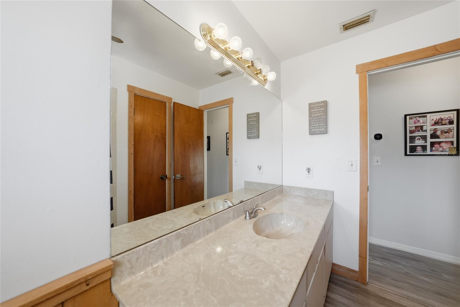 JOSHUA CREEKWOOD - Residential