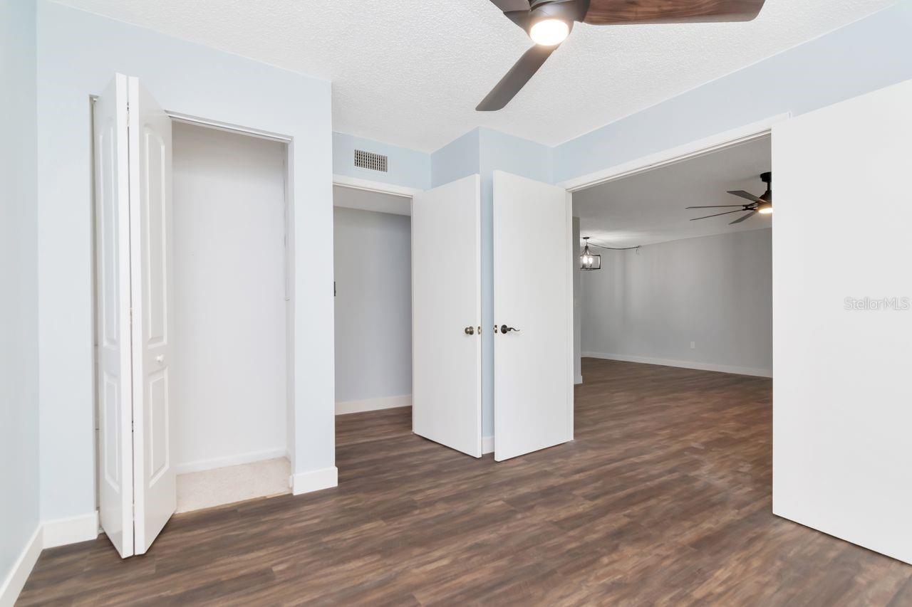 PINE RIDGE AT LAKE TARPON VILLAGE - Residential