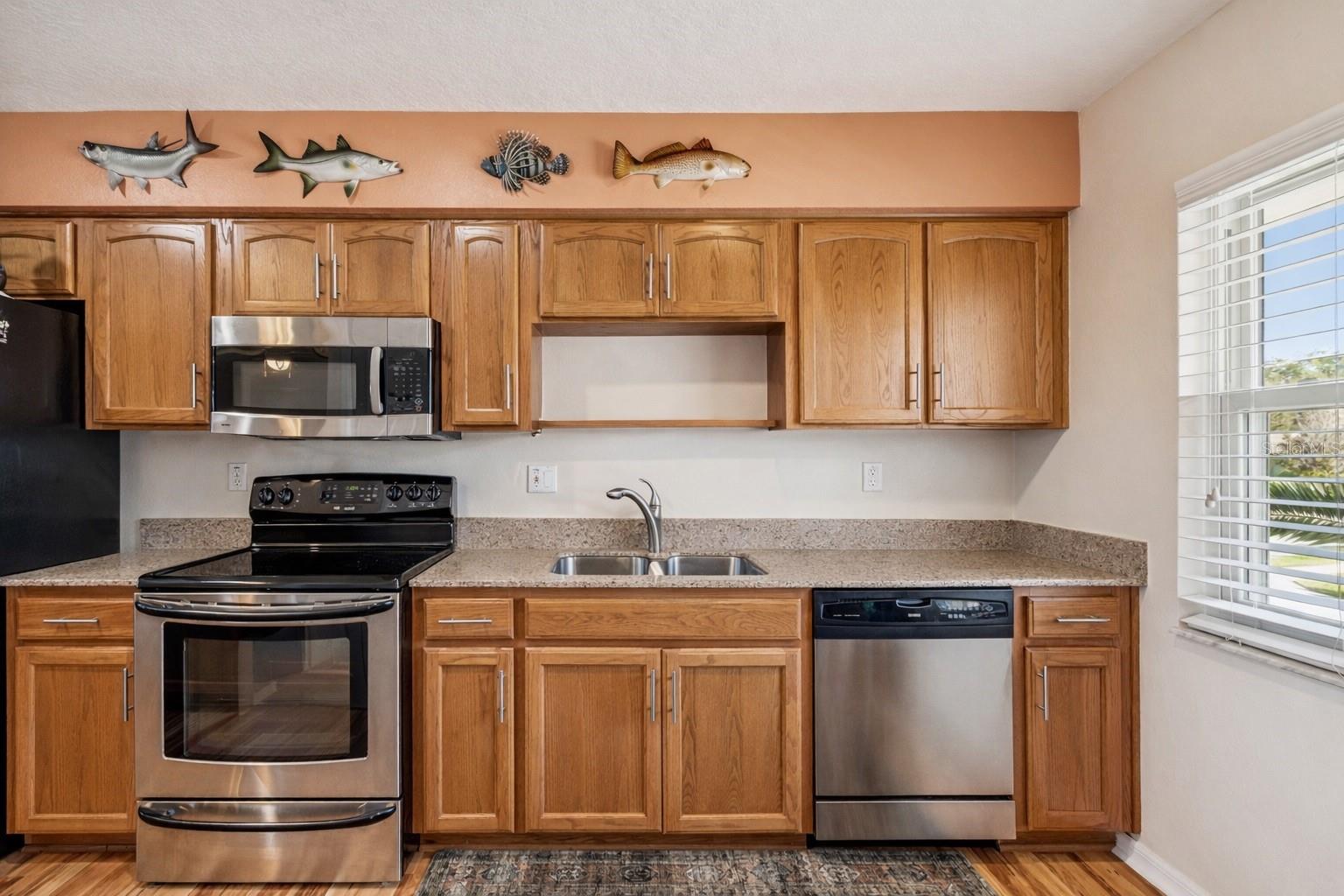 POINTE ALEXIS SOUTH - Residential