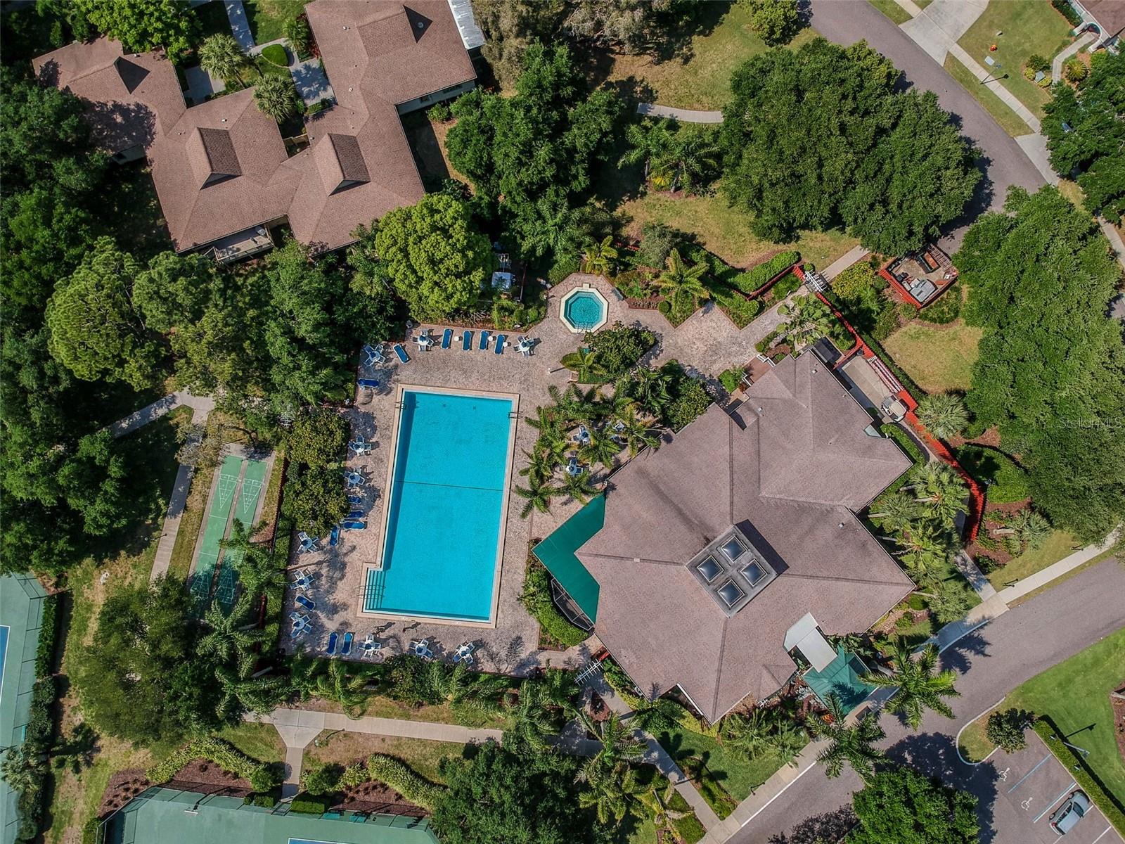 POINTE ALEXIS SOUTH - Residential