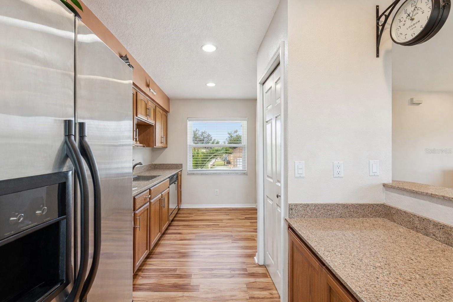 POINTE ALEXIS SOUTH - Residential