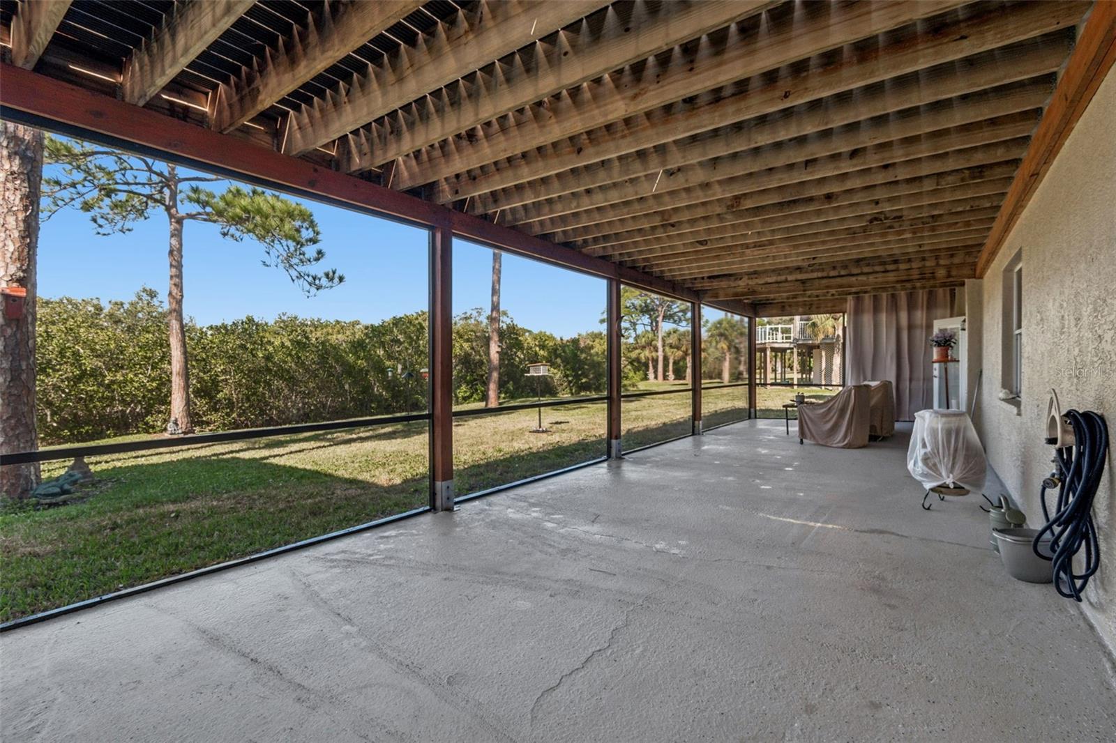 POINTE ALEXIS SOUTH - Residential