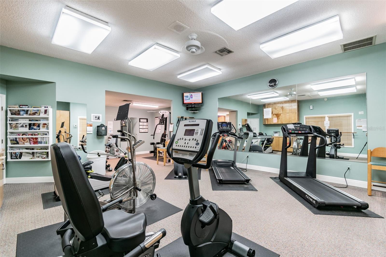 POINTE ALEXIS SOUTH - Residential