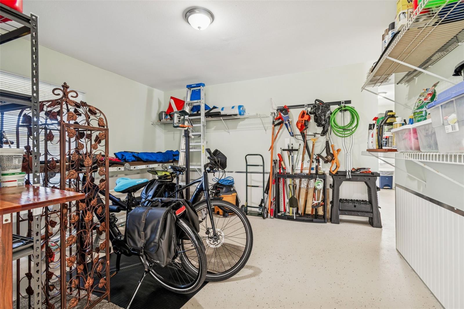 POINTE ALEXIS SOUTH - Residential