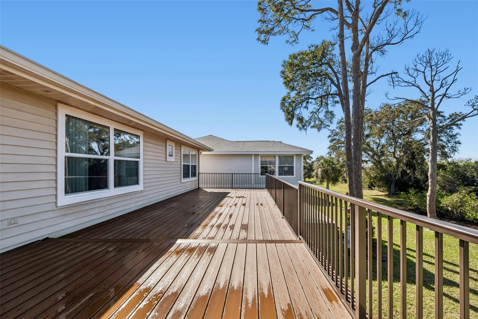 POINTE ALEXIS SOUTH - Residential