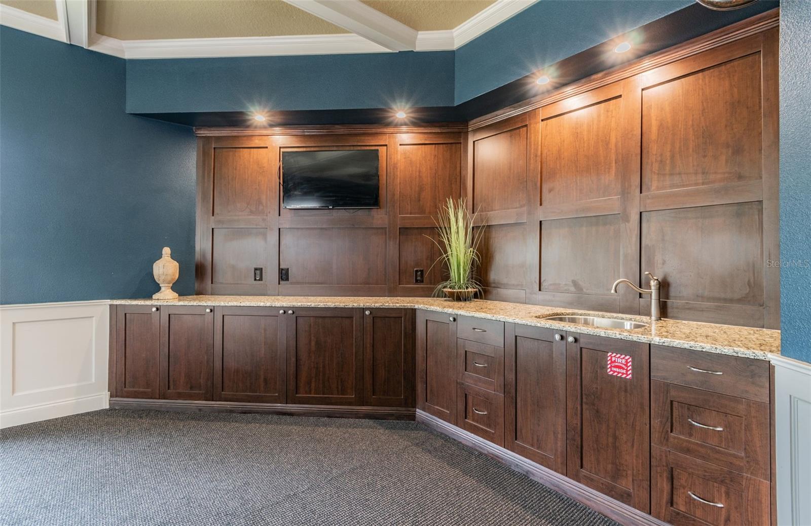 POINTE ALEXIS SOUTH - Residential