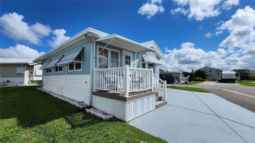 Photo of 3333 26th Avenue E #1116, Bradenton, FL 34208 (MLS # A4667510)