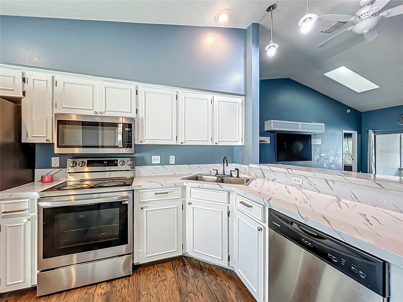 4942 EDEN VIEW COURT