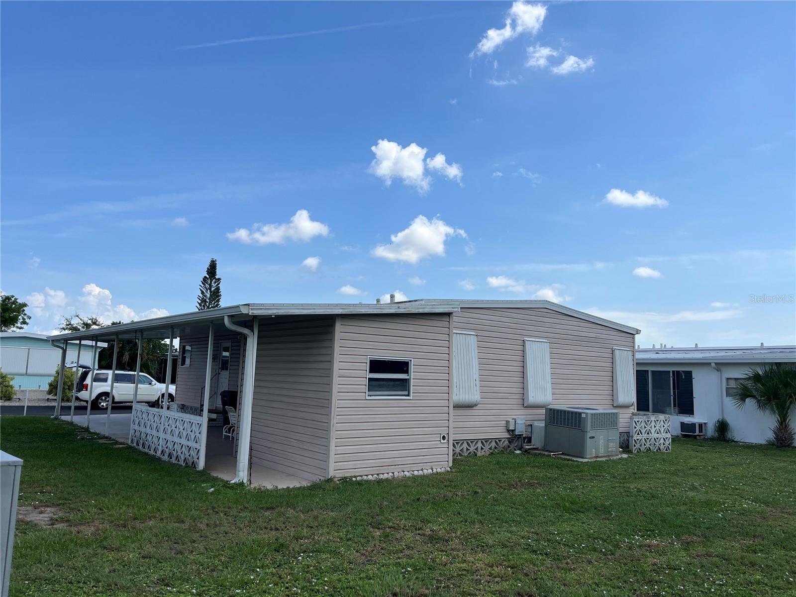 VENICE ISLE - Residential