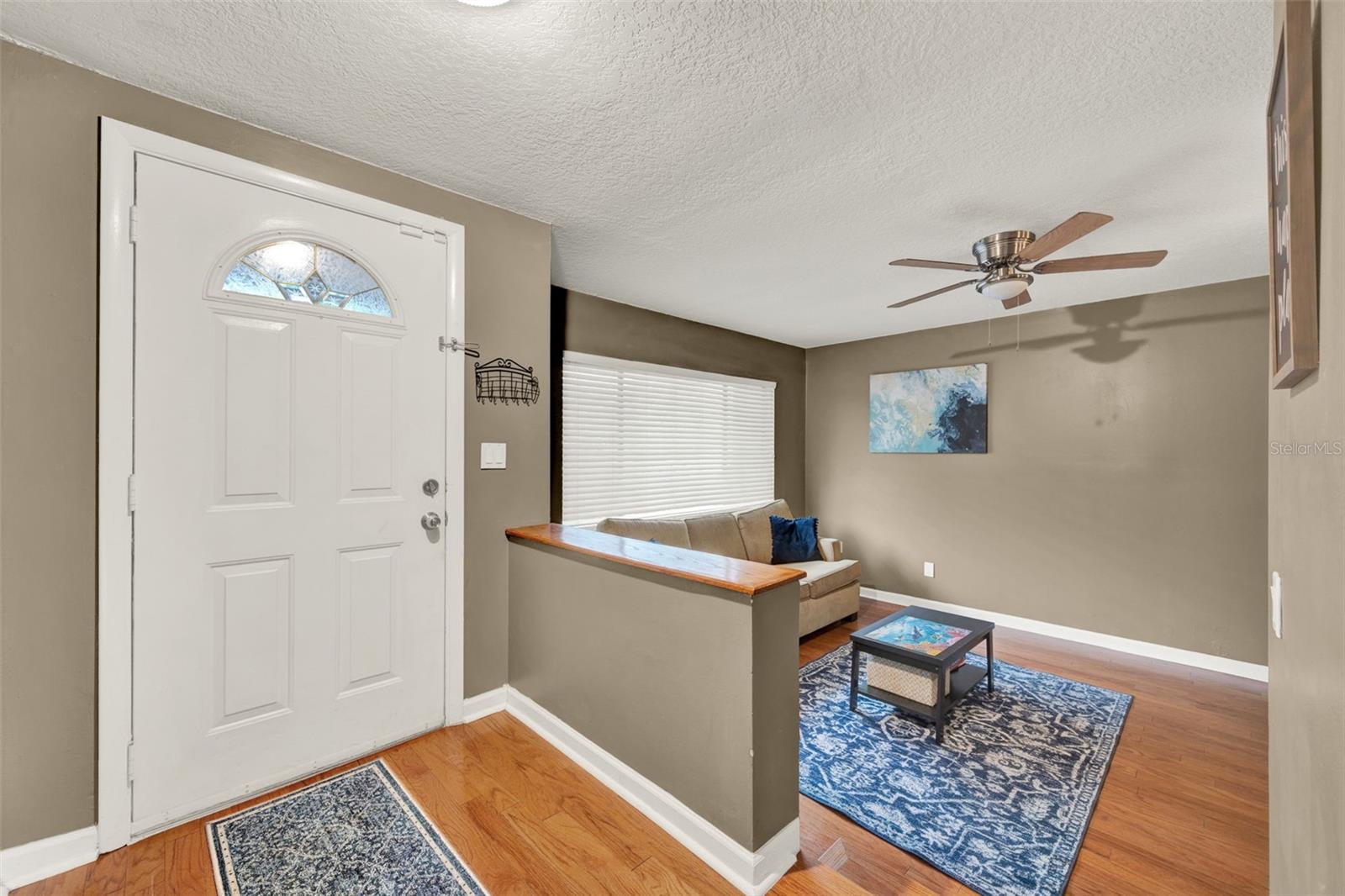 1090 SONOMA COURT