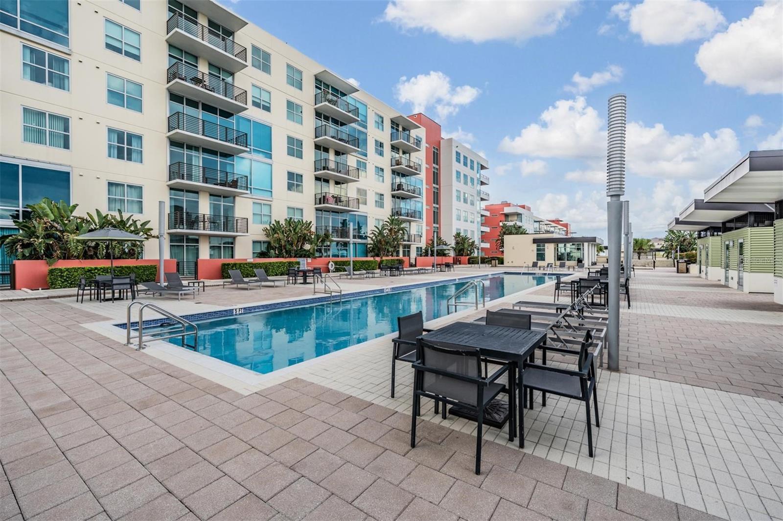 1120 E KENNEDY BOULEVARD 912