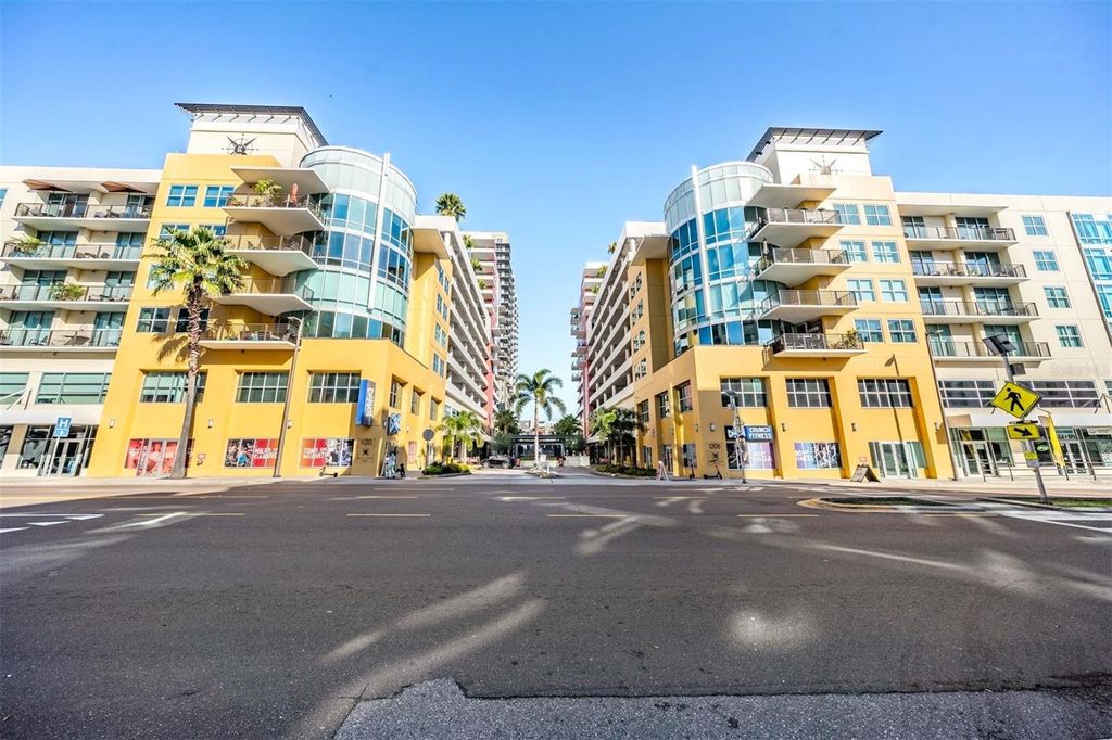 Photo of 1120 E Kennedy Boulevard #912, Tampa, FL 33602 (MLS # TB8396169)