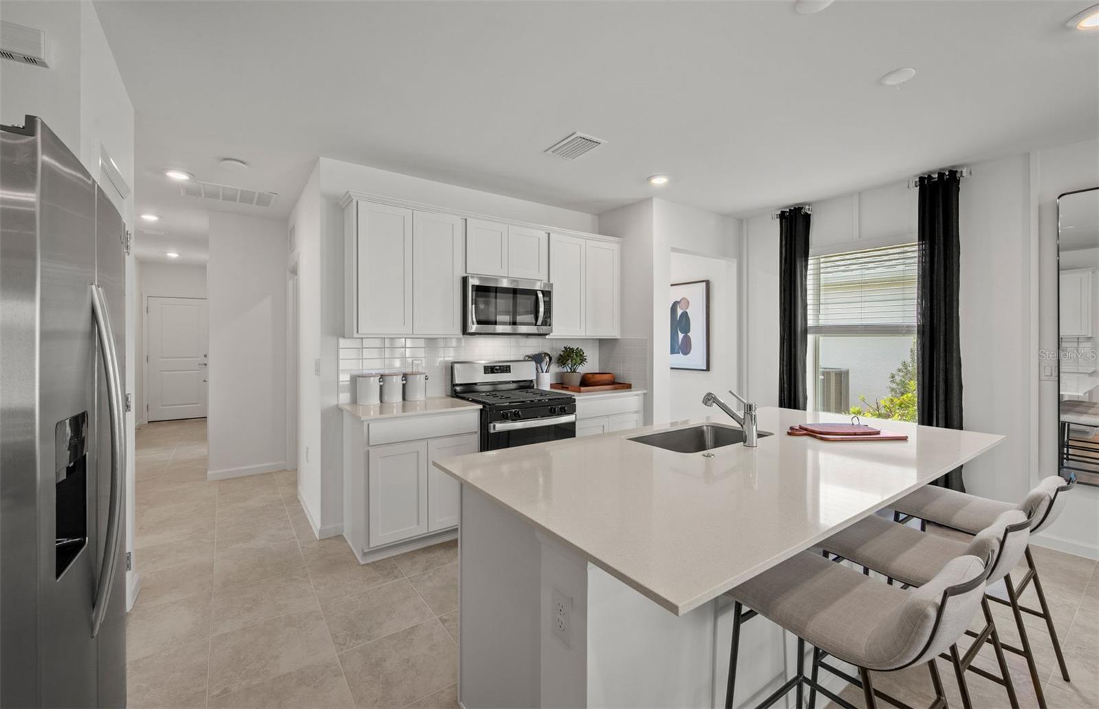 817 BALLEBY TRAIL