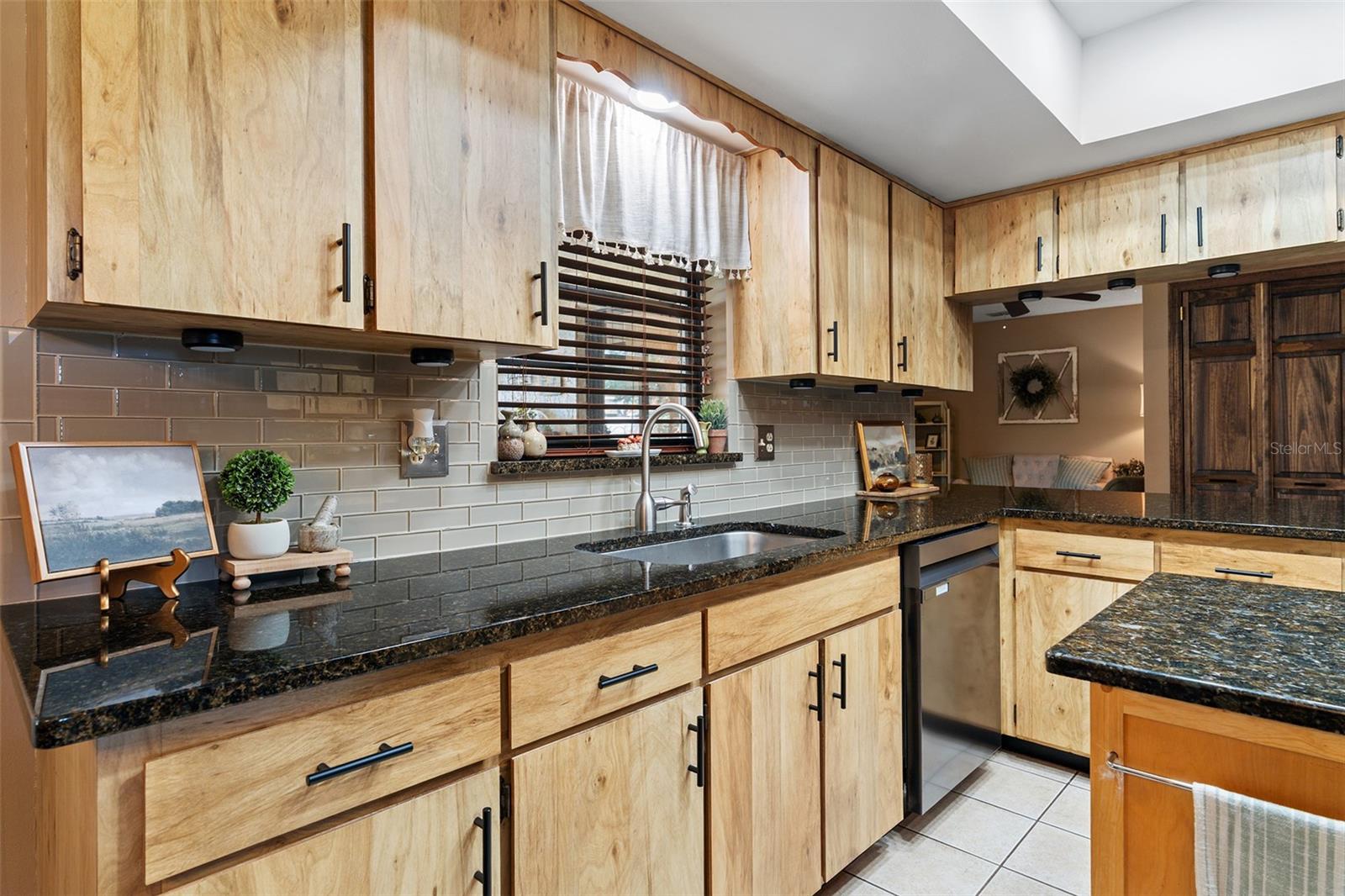 PINE LAKE ESTATES UNIT B - Residential