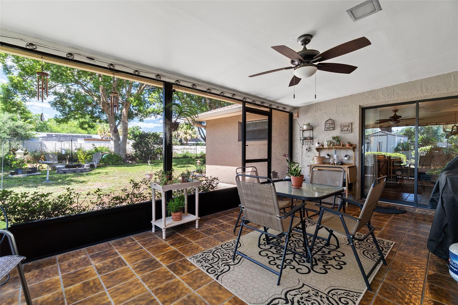 PINE LAKE ESTATES UNIT B - Residential