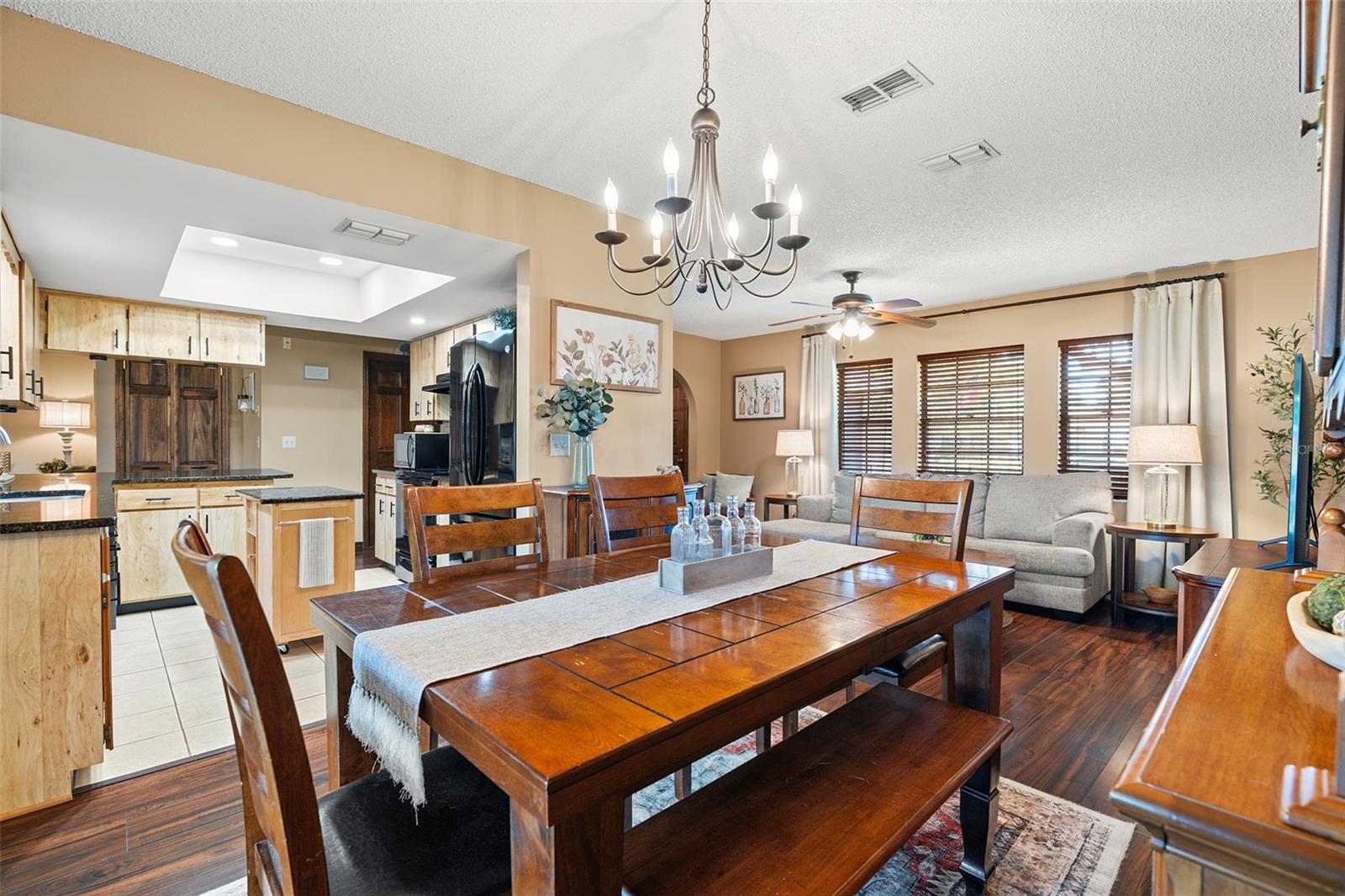 PINE LAKE ESTATES UNIT B - Residential