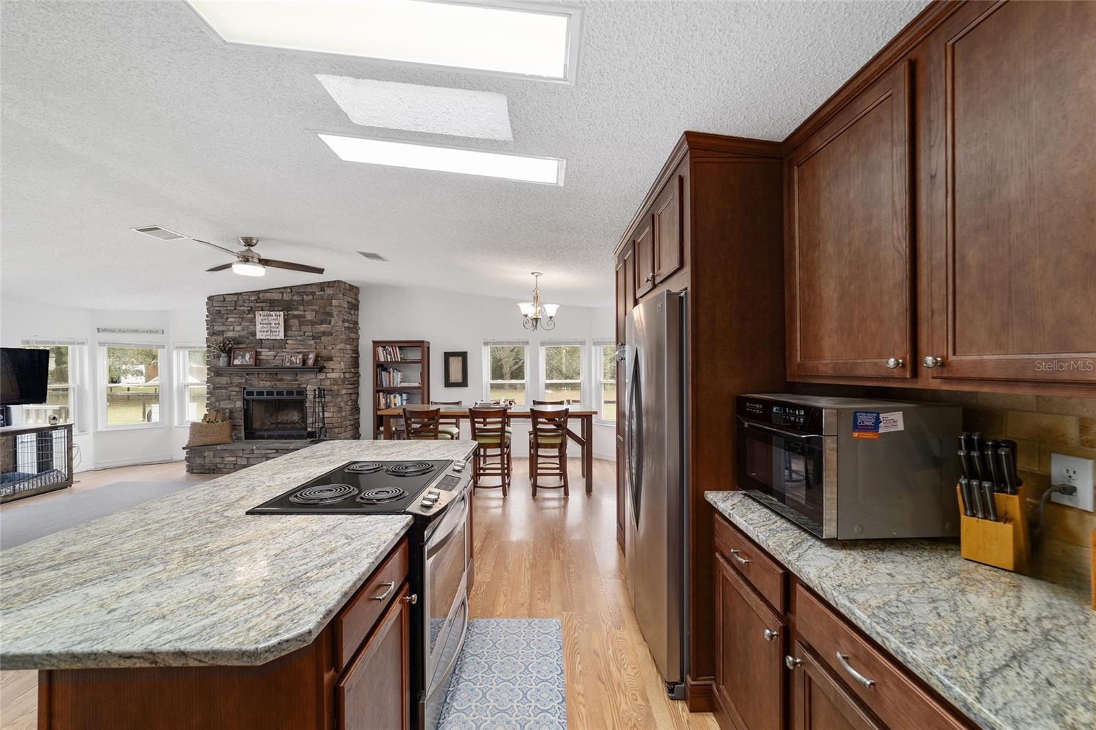 OCALA THOROUGHBRED ACRES - Residential