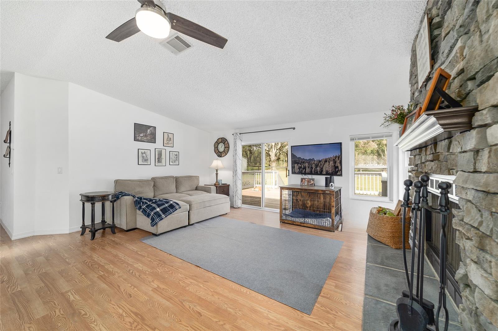 OCALA THOROUGHBRED ACRES - Residential