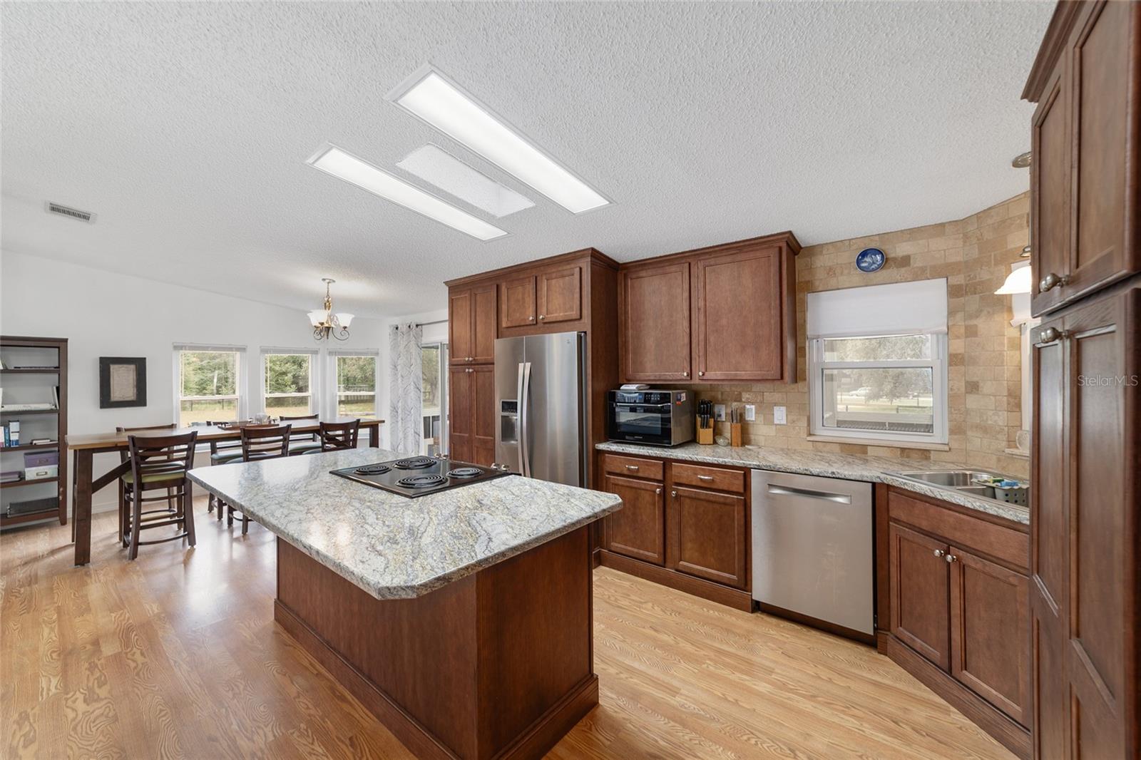 OCALA THOROUGHBRED ACRES - Residential