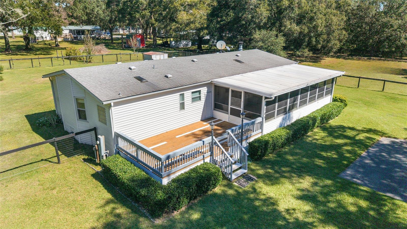 OCALA THOROUGHBRED ACRES - Residential
