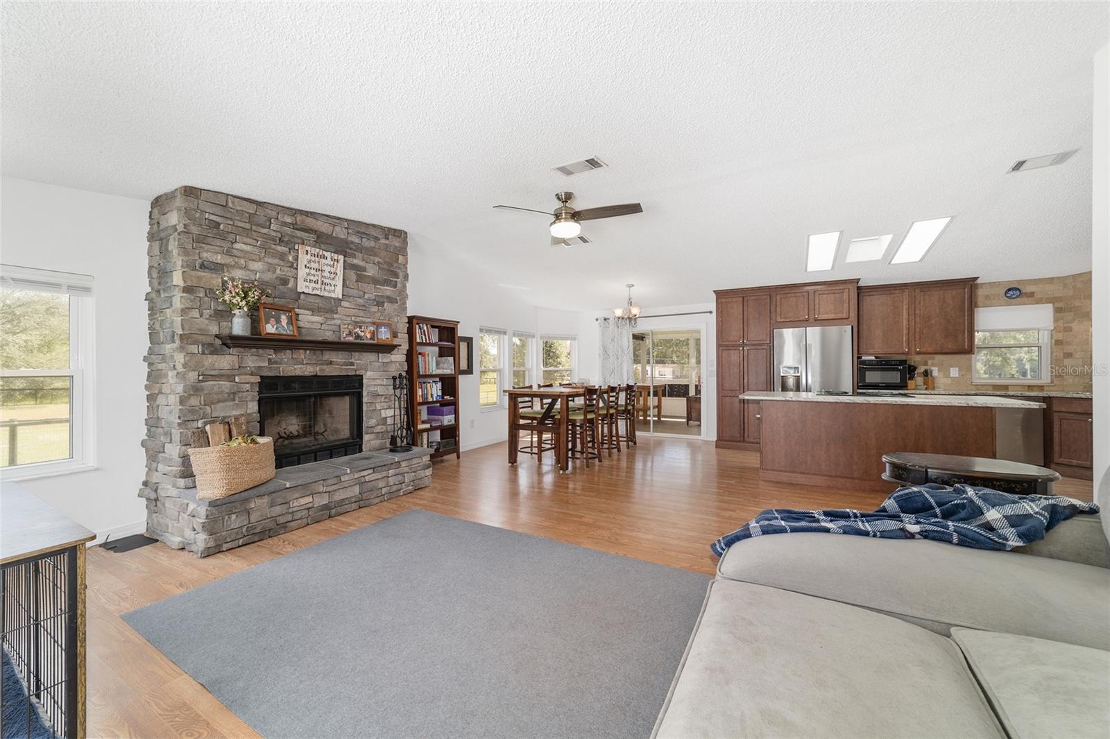 OCALA THOROUGHBRED ACRES - Residential