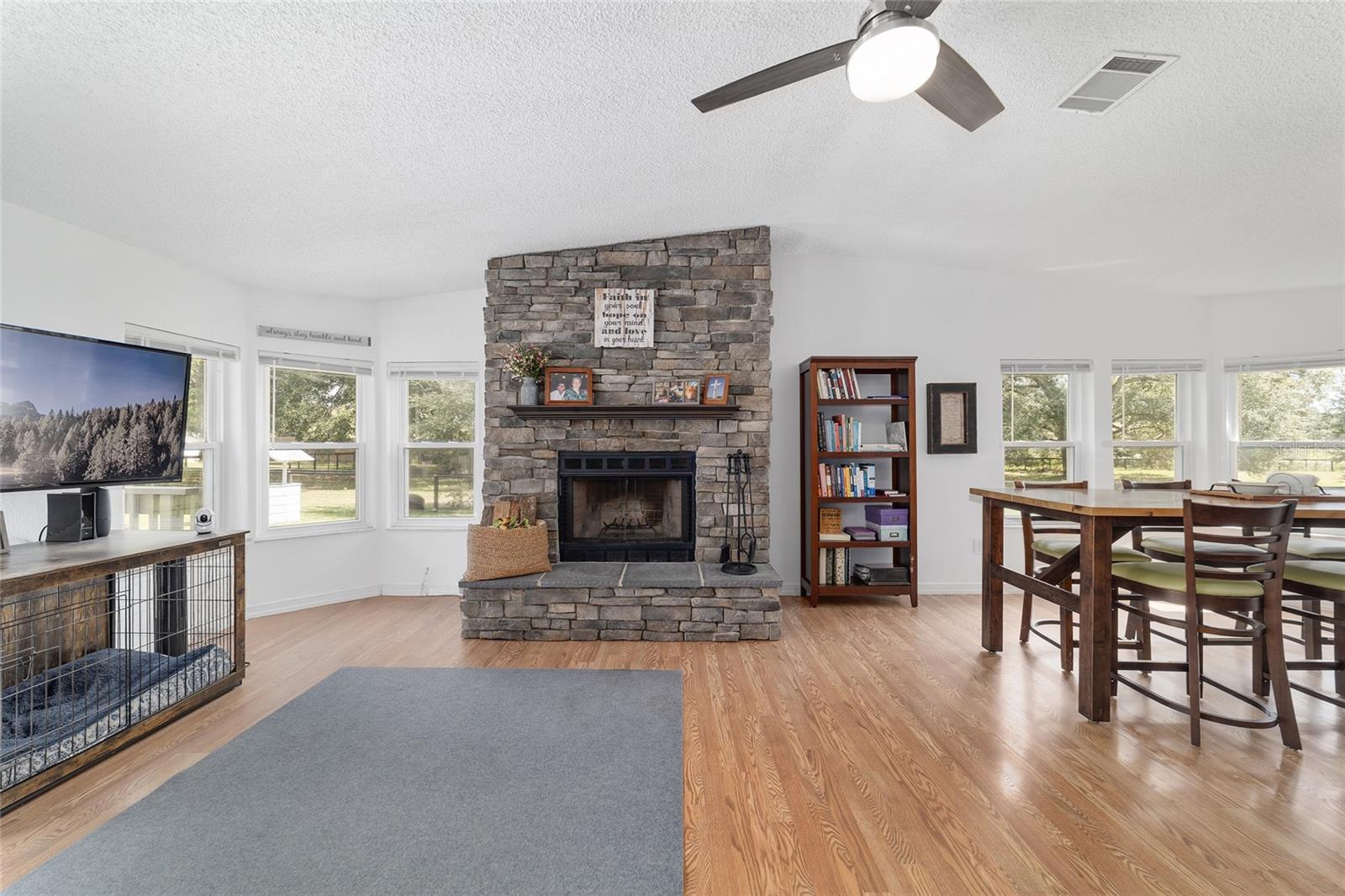 OCALA THOROUGHBRED ACRES - Residential