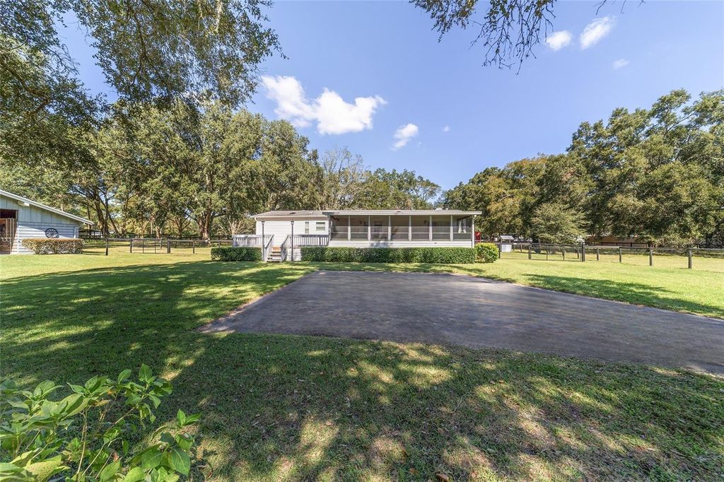 Photo of 7785 SW 19th Place, Ocala, FL 34474 (MLS # OM711977)