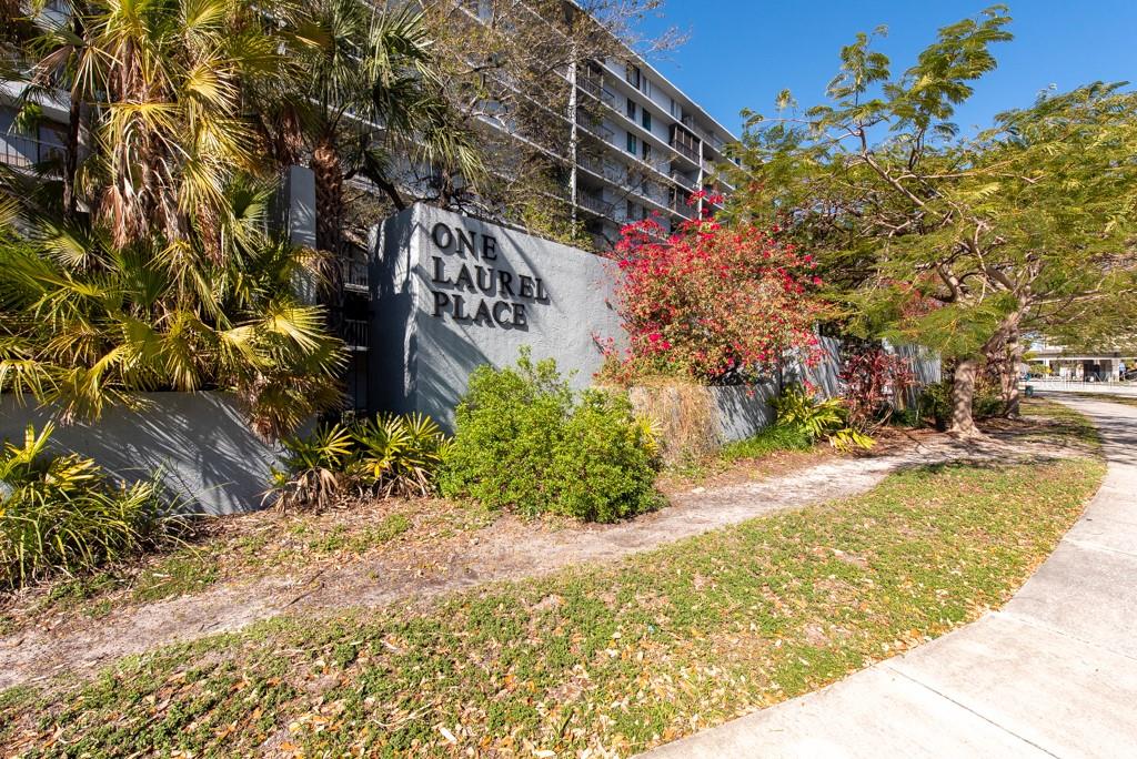 201 W LAUREL STREET 811