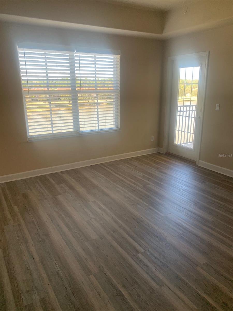 Tuscany Square 01 Condo - Residential