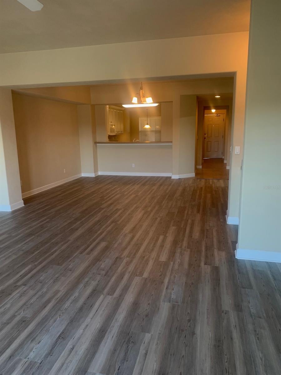 Tuscany Square 01 Condo - Residential