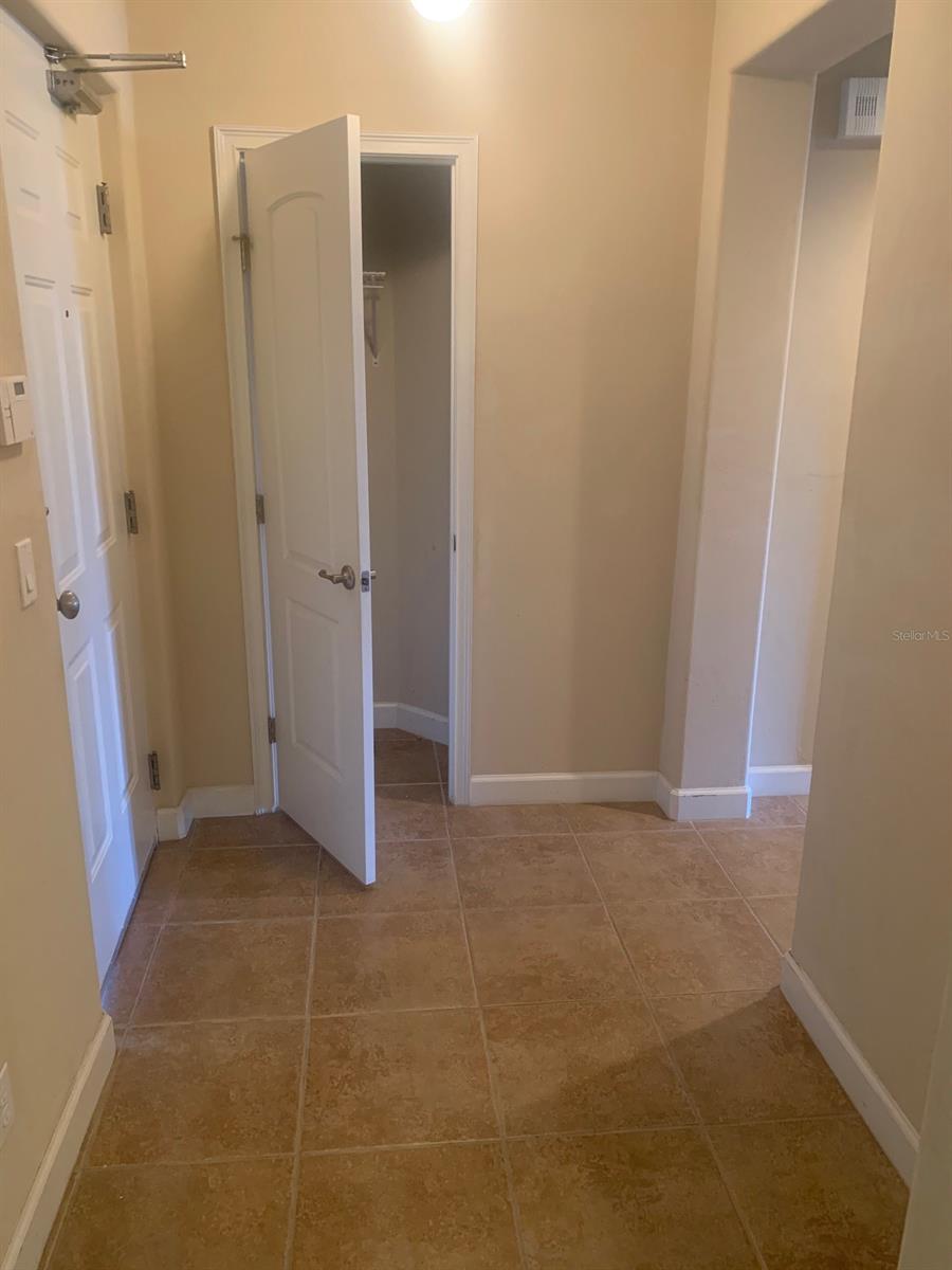 Tuscany Square 01 Condo - Residential