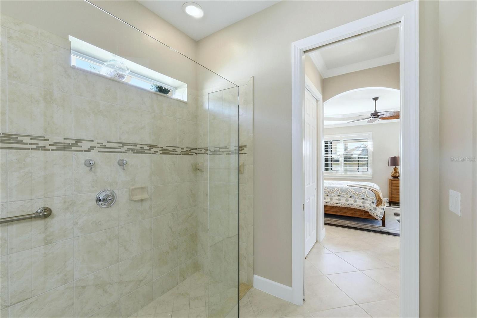 RIVERWOOD - Residential