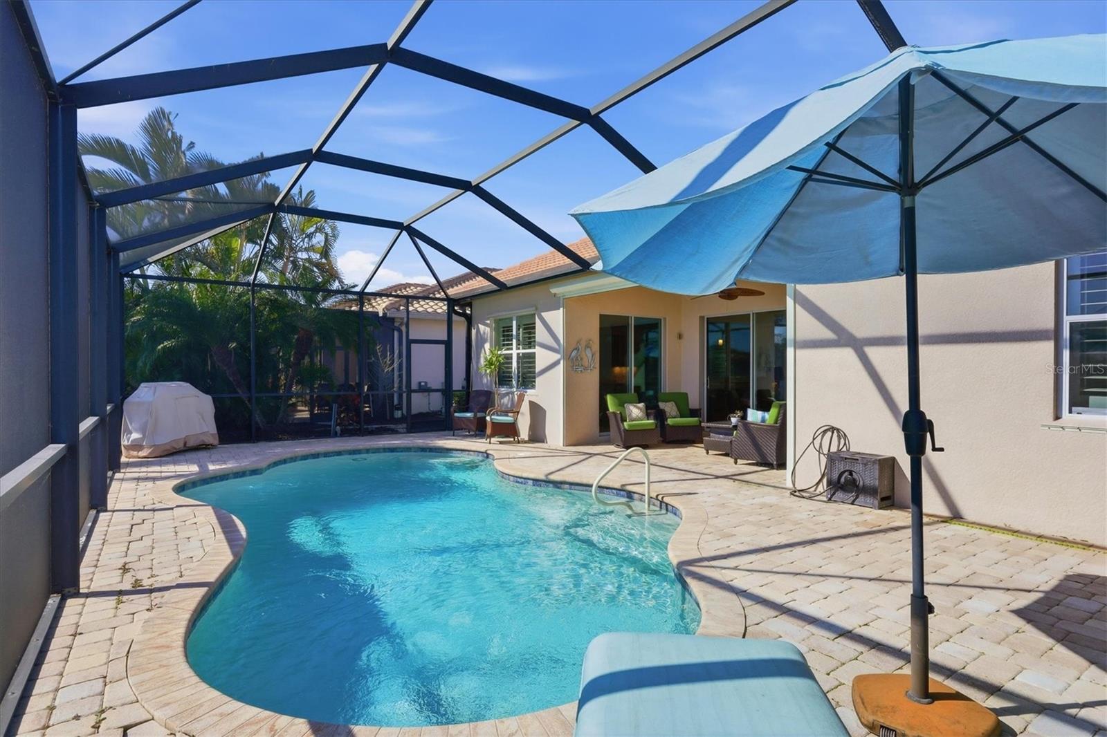 RIVERWOOD - Residential