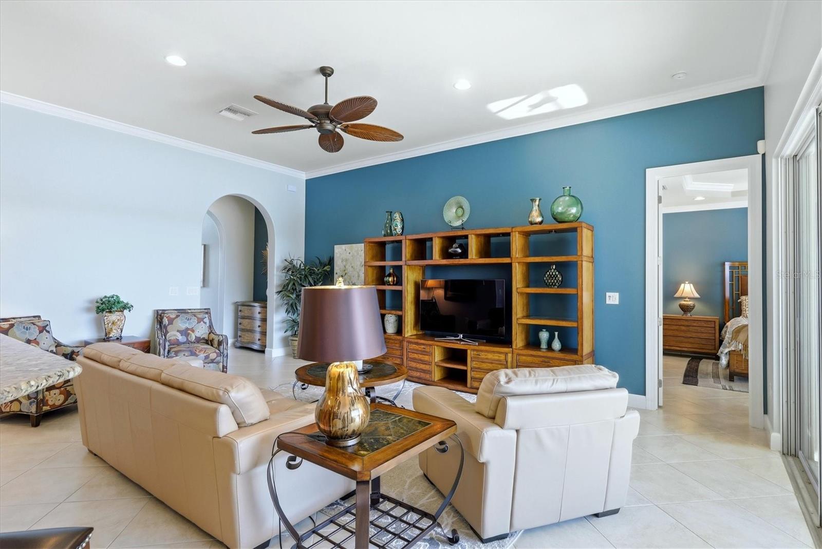 RIVERWOOD - Residential