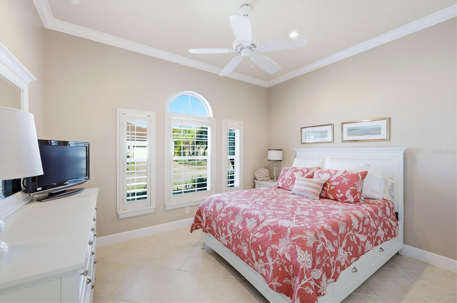 RIVERWOOD - Residential